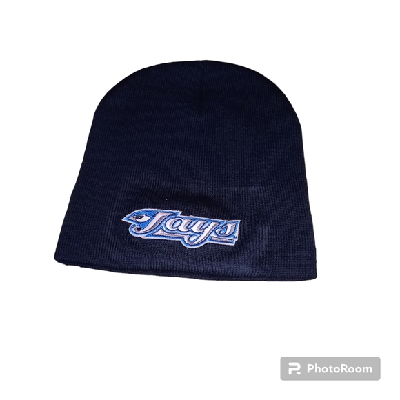 Winter toques - Picture 1 of 2